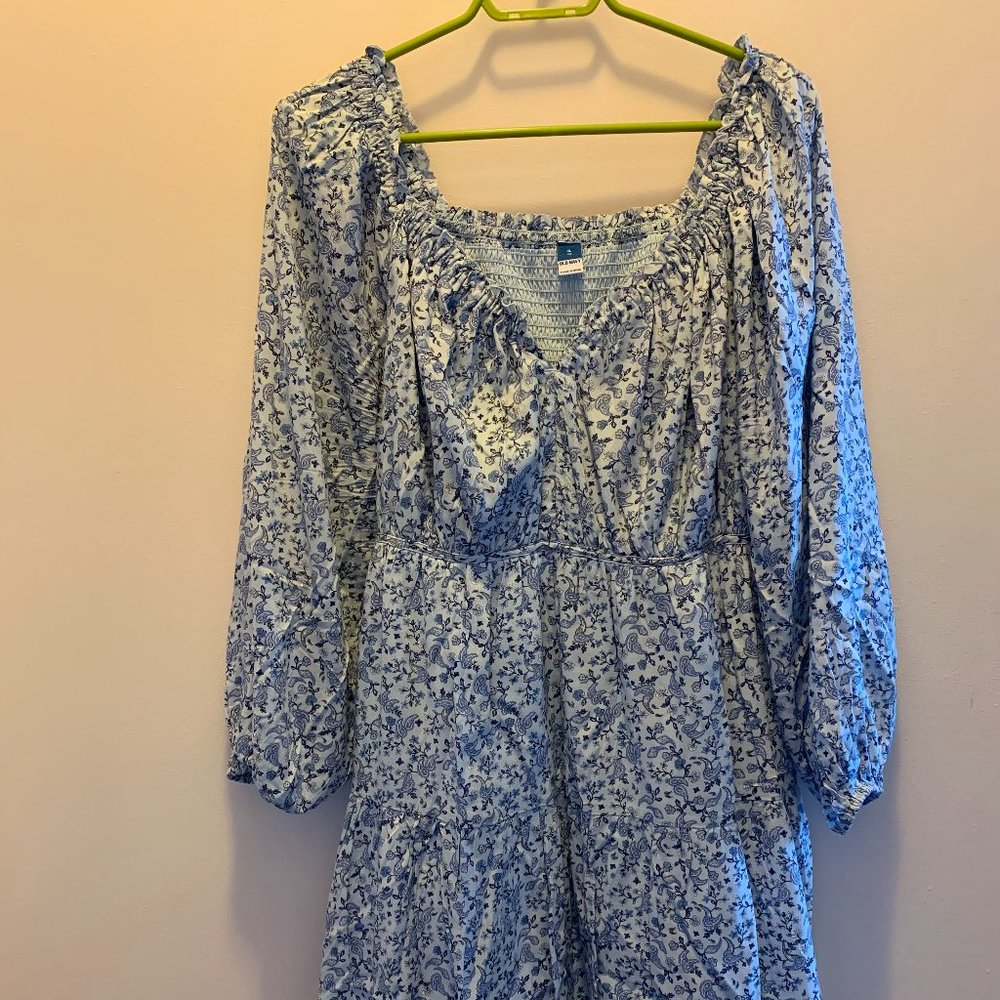 Old Navy Long Sleeve Dress